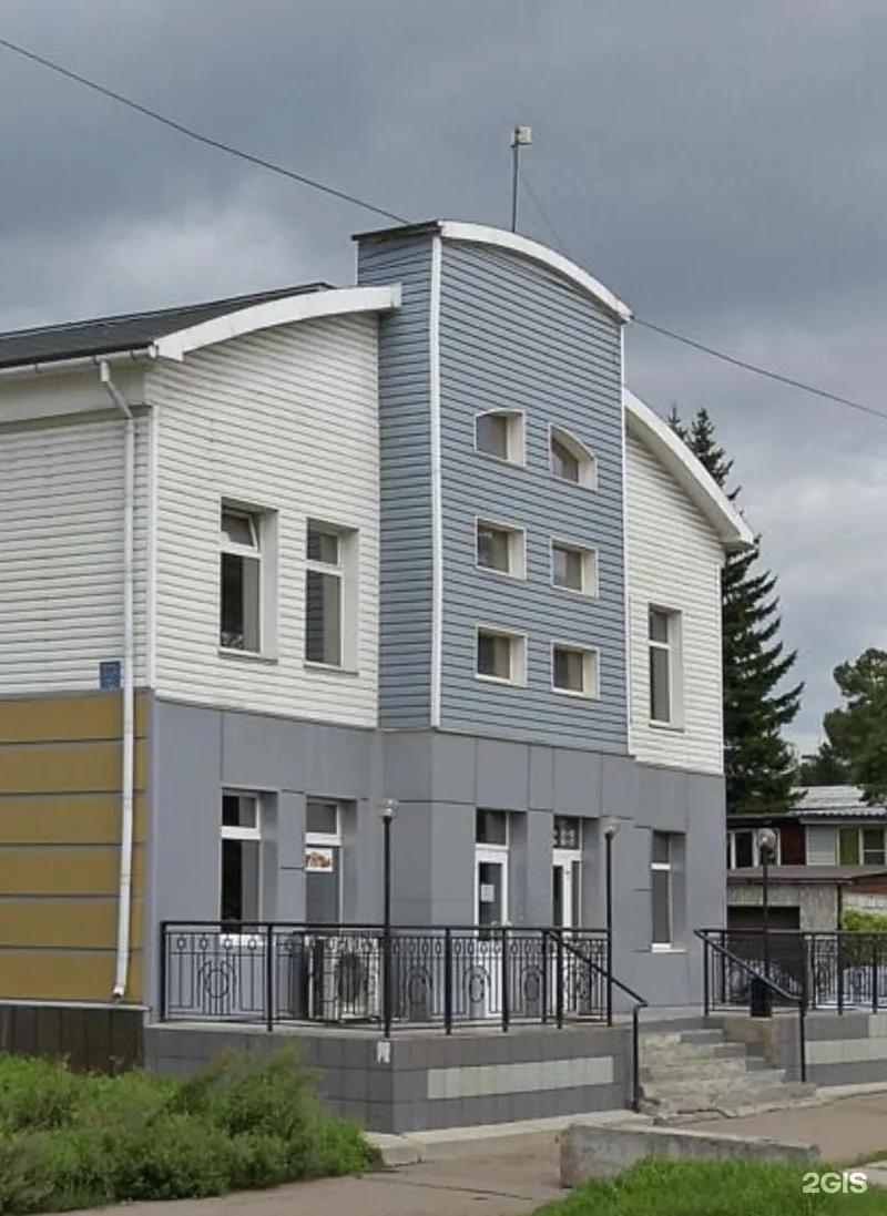 Здание «Спорт блиц» в квартале 225а, 3