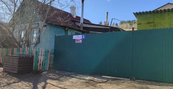 Вход в мастерскую на 2-й Дорожной, 8