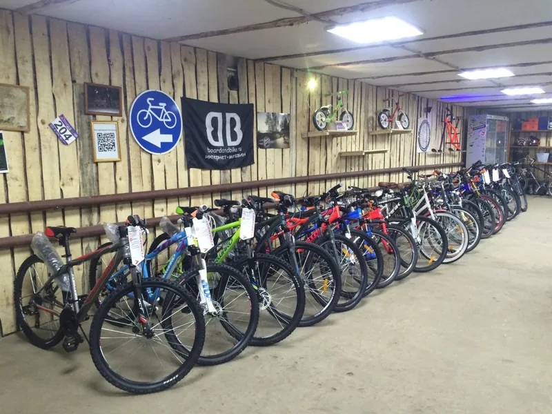 Торговый зал BoardAndBike