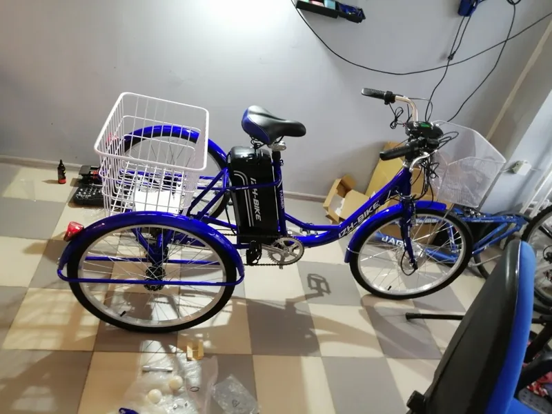 Велосипед в мастерской Bike Worker