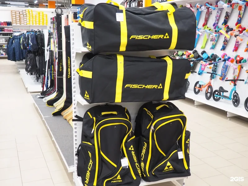 Спортивные товары в магазине «Спорт Семья»
